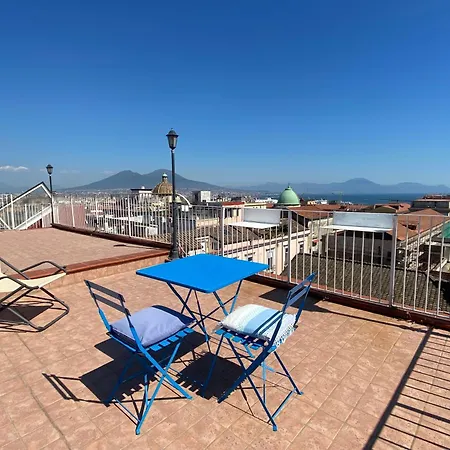 La Casa Sui Tetti 4* Nápoles