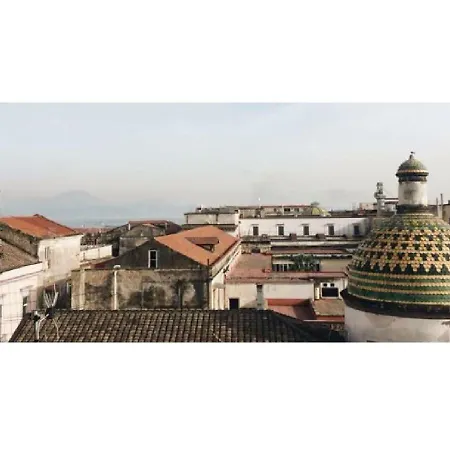 La Casa Sui Tetti נאפולי